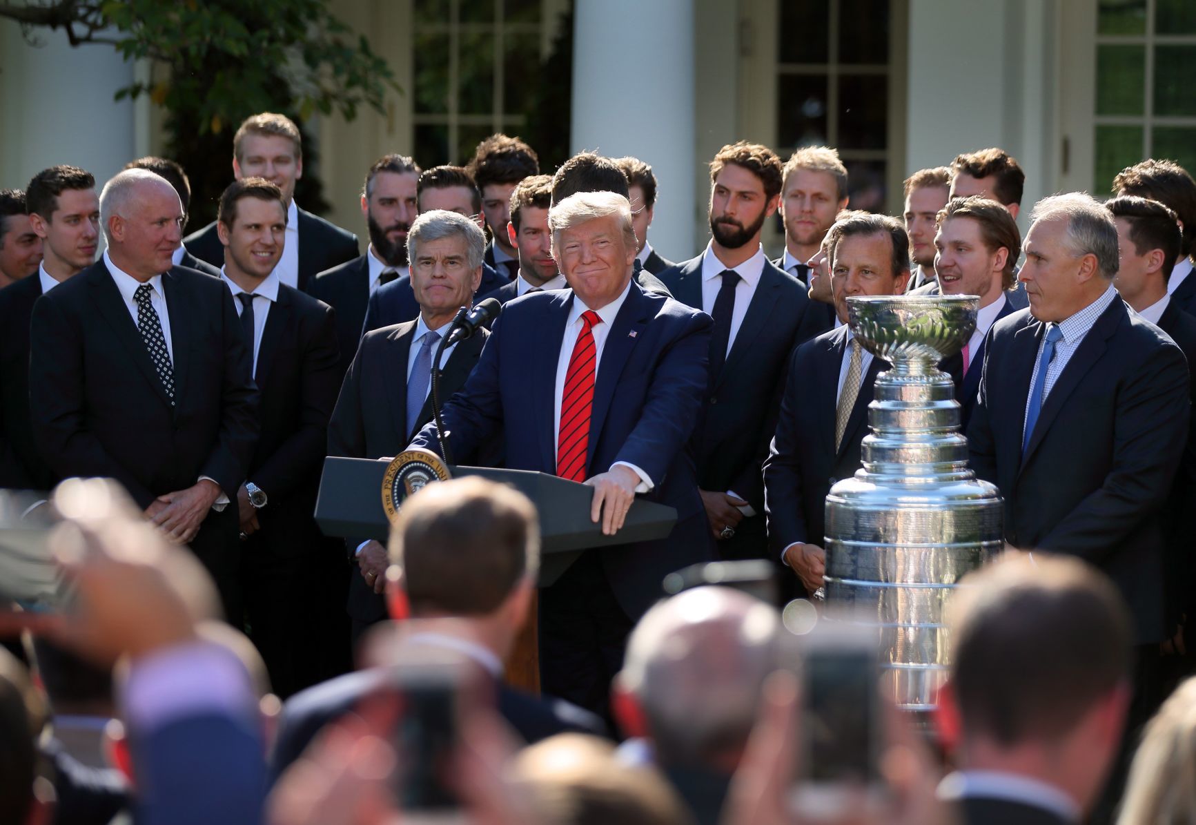 St. Louis Blues visit President Trump at White House with Stanley Cup